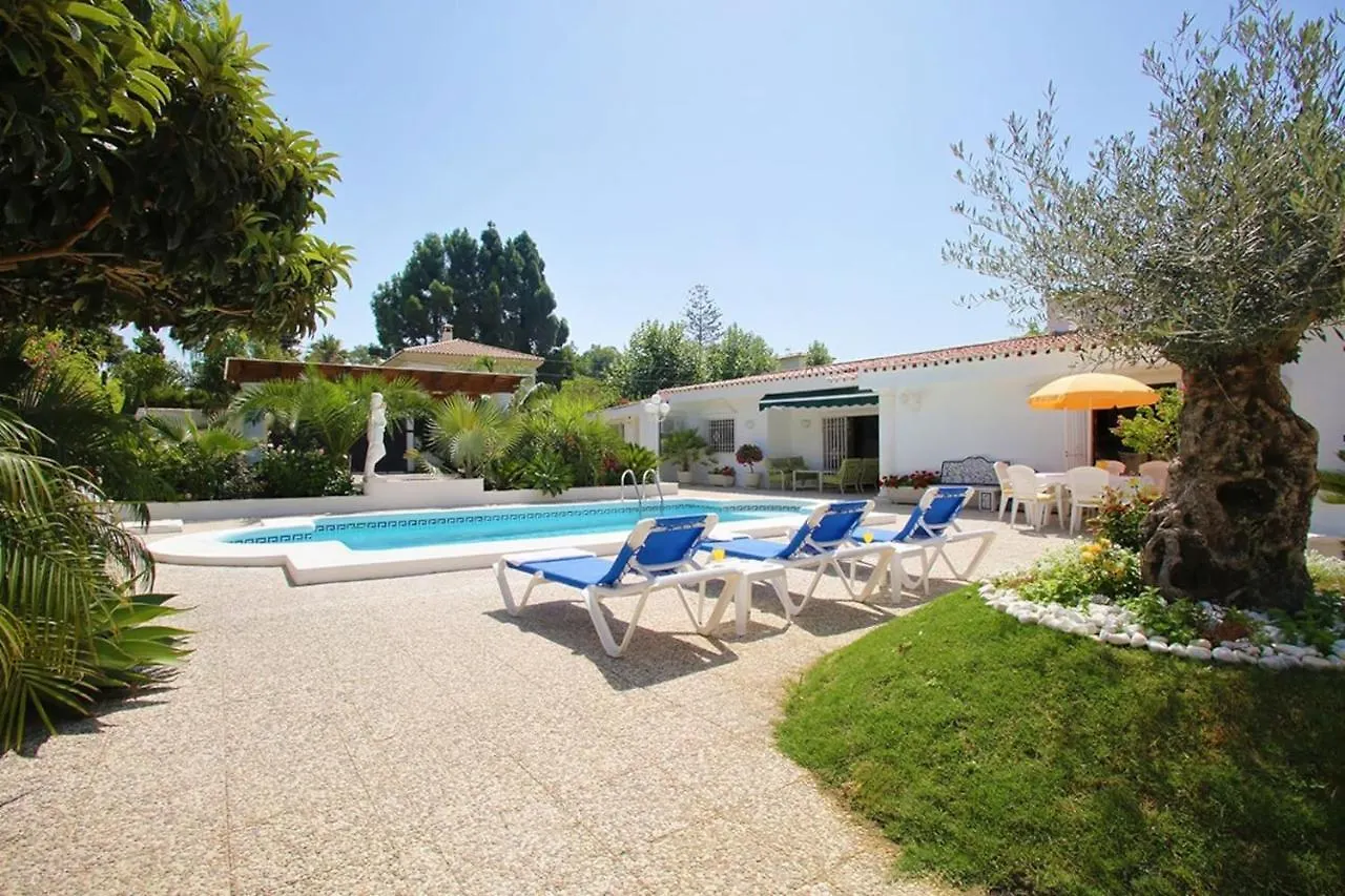Exclusive Villa Las Palmeras Puerto Banus With Heated Private Swimming Pool, Marbella, Spain 0*, Marbella